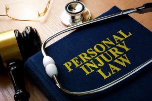 Avoiding Financial Strain While Waiting for an Injury Settlement